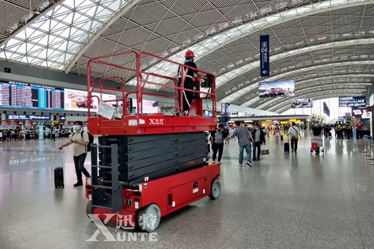 中國南方航空河南航空有限公司信任迅特自行剪叉式升降機